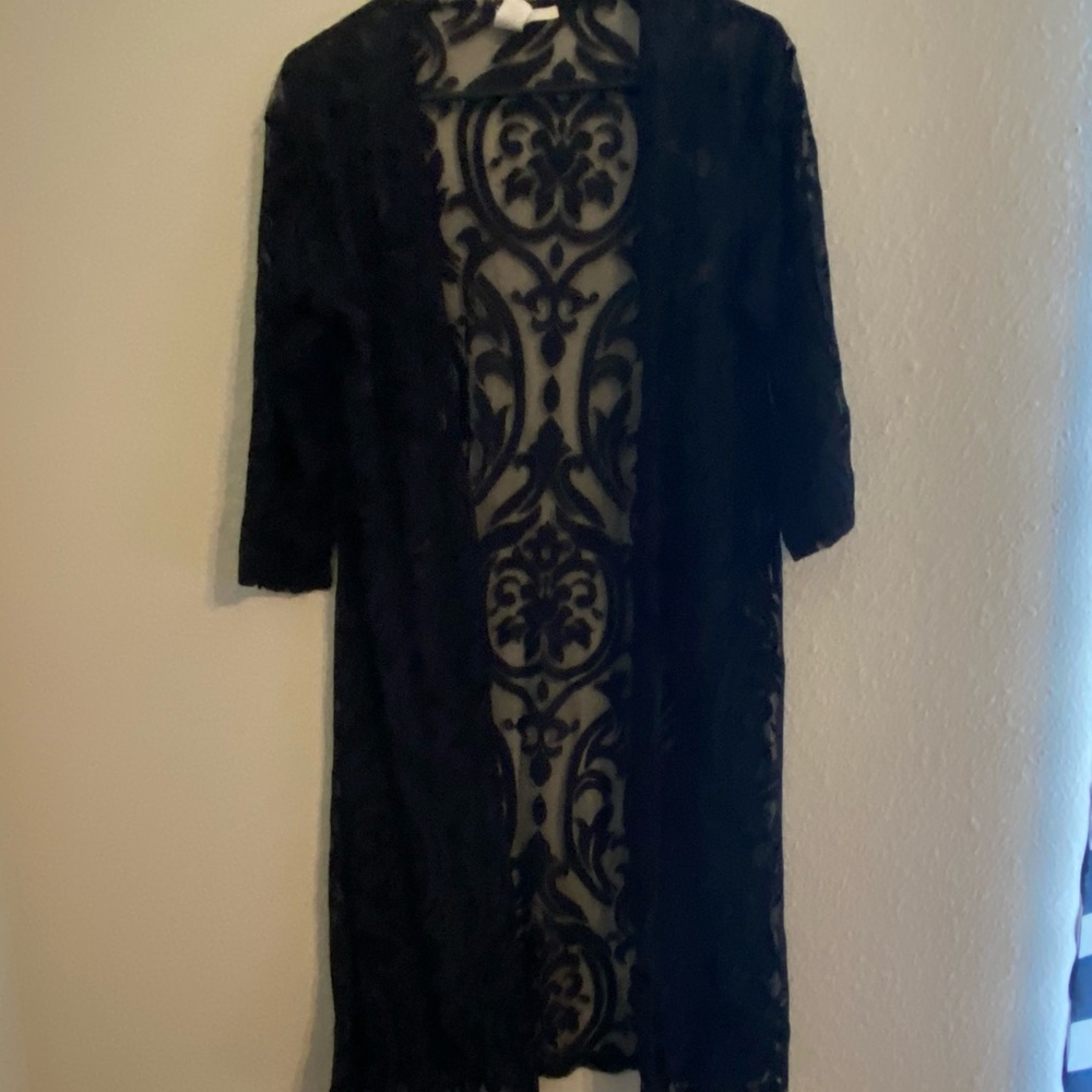 Lace kimono